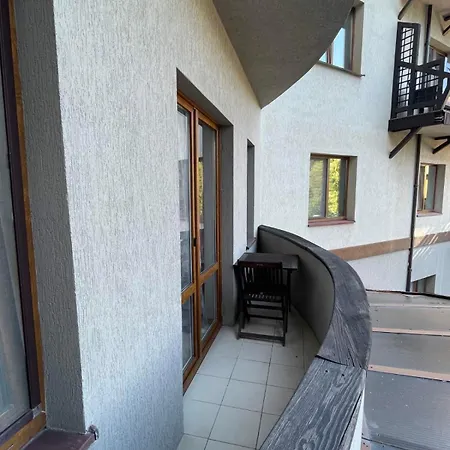 Apartment Aura *